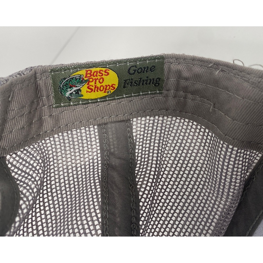 Bass Pro Shops SnapBack Trucker Hat. Gray.One Size Fits All. Excellent Condition - Picture 7 of 8